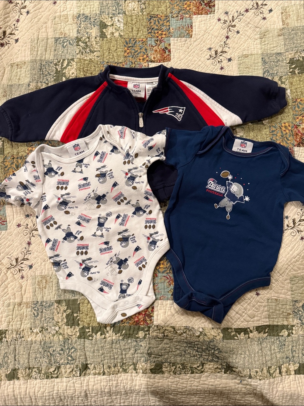 New England Patriots bundle NFL full zip sweatshirt and 2 bodysuits NWOT